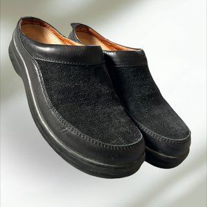 FOOTPRINTS by BIRKENSTOCK ASHBY BLACK LEATHER & SUEDE CLOGS SIZE 38 (US 7.5-8)